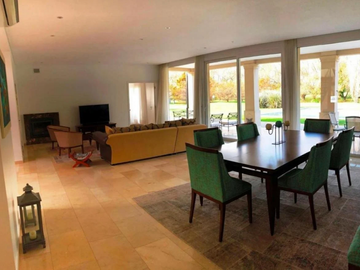 Casa en venta en Barrio Privado Rumenco