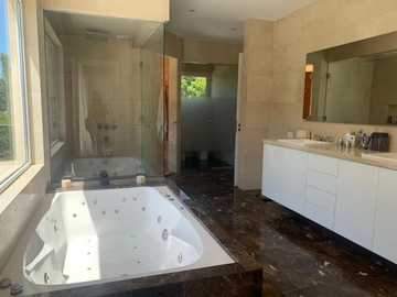 Casa en venta en Barrio Privado Rumenco