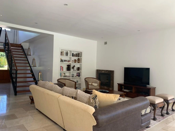 Casa en venta en Barrio Privado Rumenco