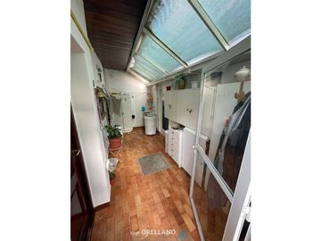 VENTA EXCELENTE CHALET CON PATIO Y PARRILLA EN FLORENCIO SANCHEZ