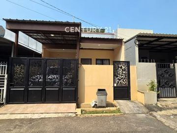 Dijual Rumah Minimalis Rapih Siap Huni Nempel Graha 9665