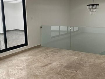 HERMOSA CASA EN VENTA PARQUE AGUASCALIENTES, LOMAS DE ANGELOPOLIS