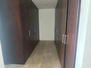 HERMOSA CASA EN VENTA PARQUE AGUASCALIENTES, LOMAS DE ANGELOPOLIS