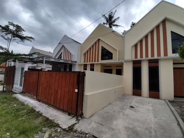 RUMAH MURAH SLEMAN DEKAT CALON TOL MANISRENGGO
