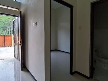 RUMAH MURAH SLEMAN DEKAT CALON TOL MANISRENGGO