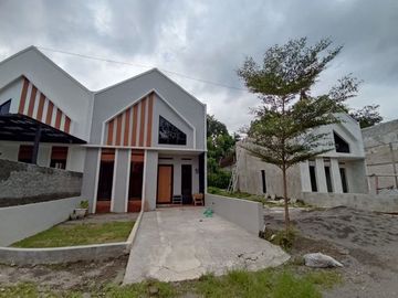 RUMAH MURAH SLEMAN DEKAT CALON TOL MANISRENGGO