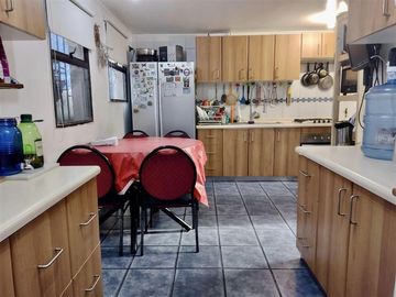 Casa en Venta en Grecia con Excequiel Fernandez