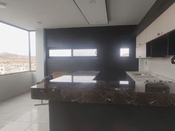 Departamento en venta con local comercial