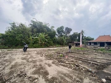 Rumah Pesan Bangun Di Dekat Exit Toll Jogja-Bawen