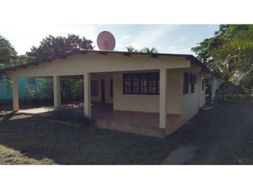 VENDO TERRENO-CASA 1200MTS RIO GRANDE PENONOME