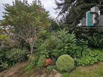 Vende exclusiva casa Paso Hondo