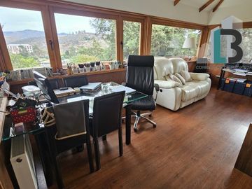 Vende exclusiva casa Paso Hondo