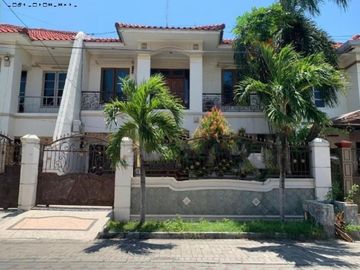 Rumah Dharmahusada Mas Row 3 Mobil, strategis