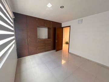 Casa en Venta en Valle Imperial Zapopan