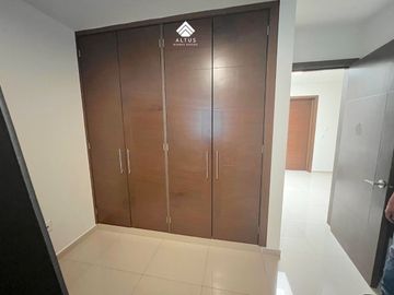 Casa en Venta en Valle Imperial Zapopan