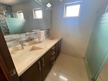 Casa en Venta en Valle Imperial Zapopan