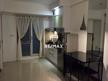 Disewakan 2 Bedroom Oak Tower B Pulo Gadung – Lantai 12, View Kota, Full Furnish, LRT 3 Menit