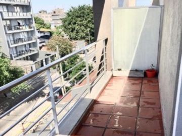 Hermoso Departamento 2 ambientes  con terraza propia y cochera OPORTUNIDAD !!!