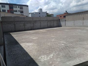 VENDO HERMOSA PROPIEDAD TERRENO/CON LOCAL SECTOR PONCEANO ALTO