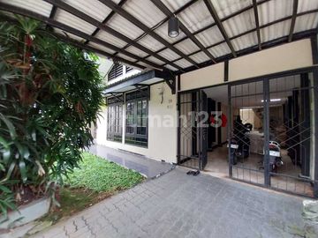 Dijual Rumah Lebar di Perumahan Megapolitan Cinere