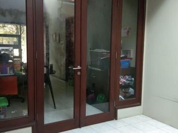 Rumah Bagus Murah di Taman Puspa Raya, Citraland, Surabaya