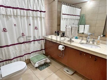 DEPARTAMENTO DÚPLEX EN VENTA, 5D, VITACURA