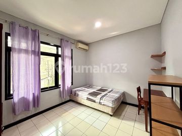 Kost Ekslusif Tebet ( Renovated 2025 ) Akses 2 Mobil