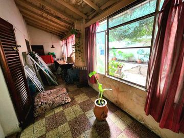 Chalet en venta en Castelar Sur