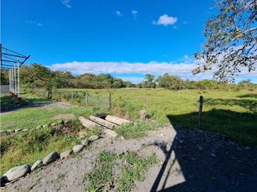 VENDO FINCA TURISTICA RECREACIONAL EN BUGABA