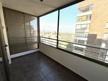 Bello Depto. en venta de 3D y 2B con 2 Estac en Providencia