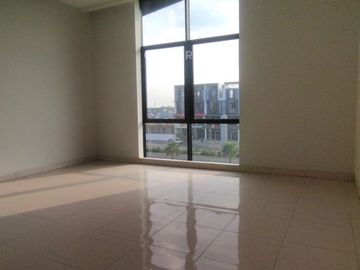 Disewakan Ruko Summarecon Crown Gading Setia Asih Bekasi