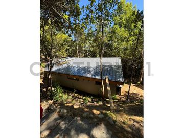Venta de casa en entorno natural Altos de Huife