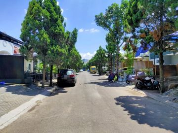 rumah baru 2 lantai modern bagus cantik singgasana Bandung