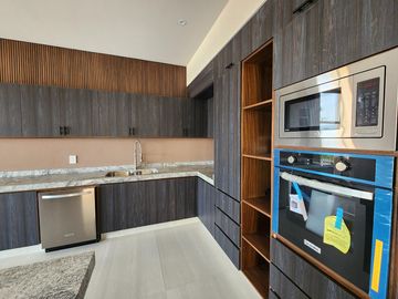Casa en Venta en Club de Golf Altozano