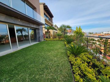 Casa en Venta en Club de Golf Altozano