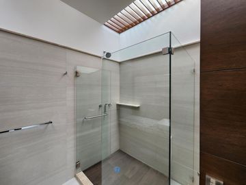Casa en Venta en Club de Golf Altozano