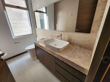 Casa en Venta en Club de Golf Altozano