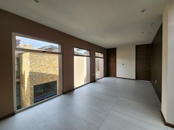 Casa en Venta en Club de Golf Altozano
