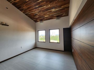 Casa en Venta en Club de Golf Altozano