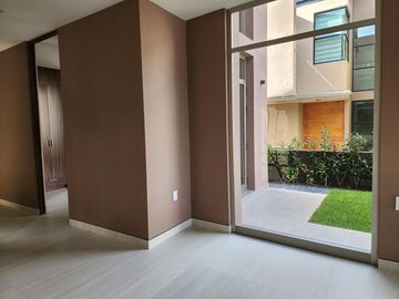 Casa en Venta en Club de Golf Altozano
