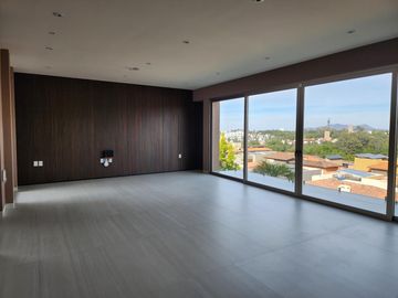 Casa en Venta en Club de Golf Altozano
