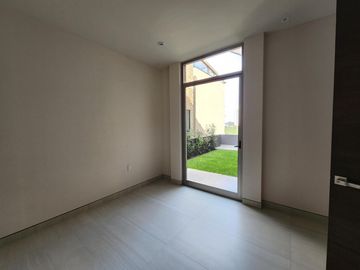 Casa en Venta en Club de Golf Altozano
