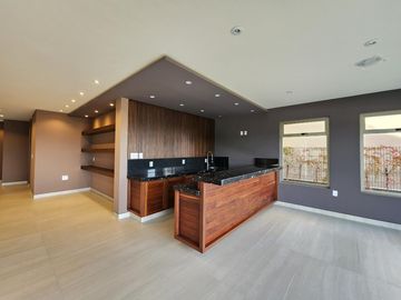 Casa en Venta en Club de Golf Altozano