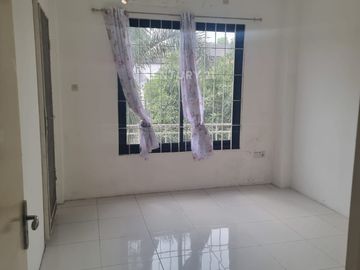 Rumah Bagus Siap Huni Di Cluster Meadow Green Lippo Cikarang
