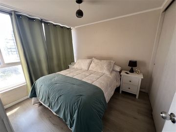 Vendo departamento dos dormitorios , dos baños Santiago C