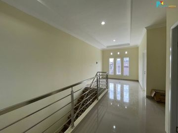 rumah di pondok gede bekasi mewah siap huni bebas banjir