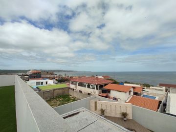 casa en venta en pradomar. Cod V104485