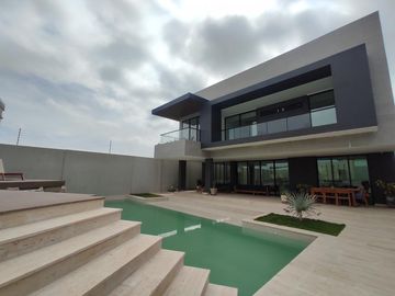 casa en venta en pradomar. Cod V104485