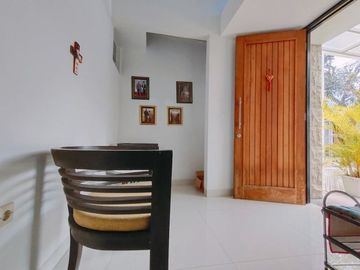 Rumah mewah minimalis dalam perumahan di jln Godean KM 5