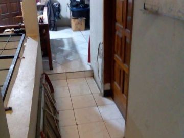 Rumah strategis posisi hook pinggir jalan bima arjuna cicendo bandung tengah | MARTIN